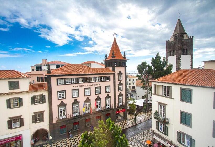 Esmeralda Holidays Apartments