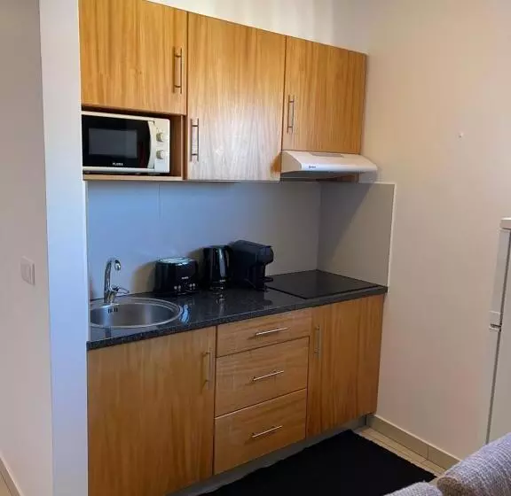 Esmeralda Holidays Apartments