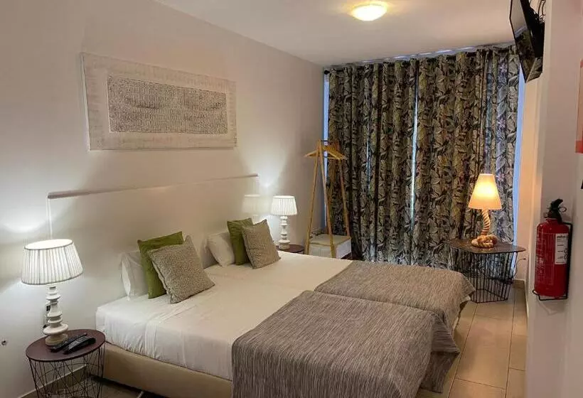 Esmeralda Holidays Apartments