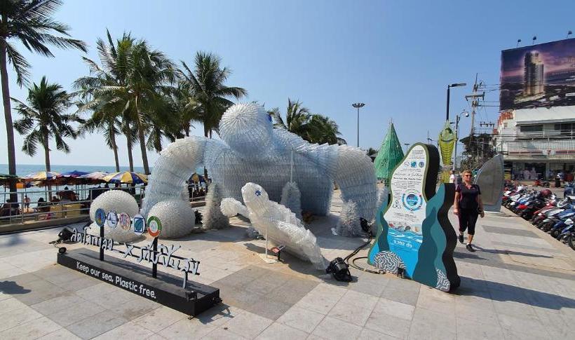 הוסטל Doubleshot Guesthouse Jomtien