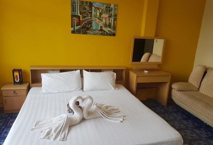 הוסטל Doubleshot Guesthouse Jomtien