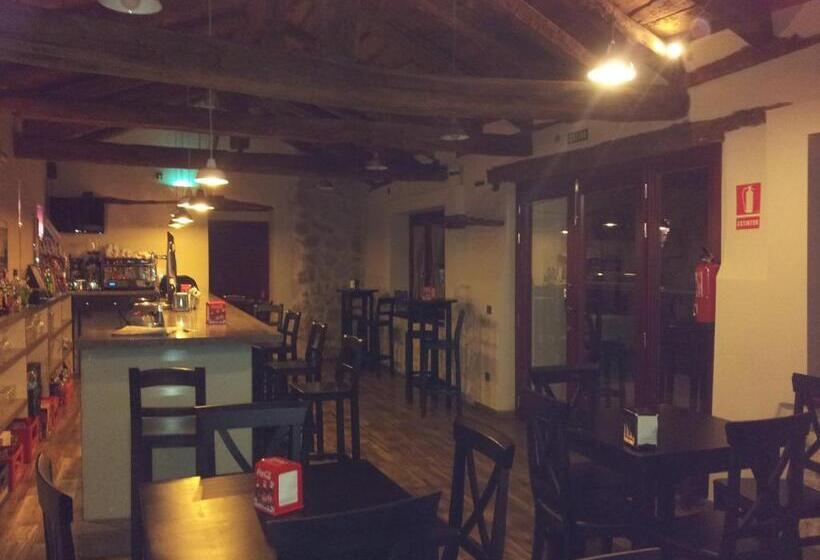 ユースホステル La Posada De Pesquera