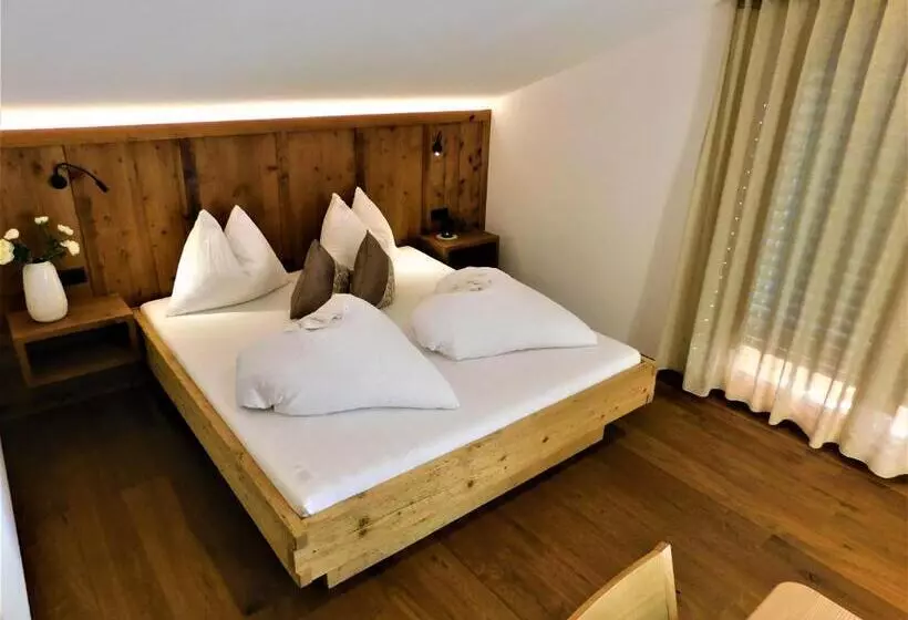 هتل Egarterhof