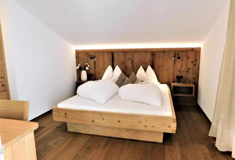 هتل Egarterhof
