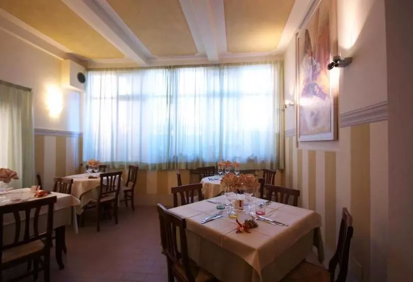 Majatalo Affittacamere Dal Falco