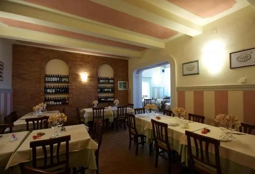 Majatalo Affittacamere Dal Falco