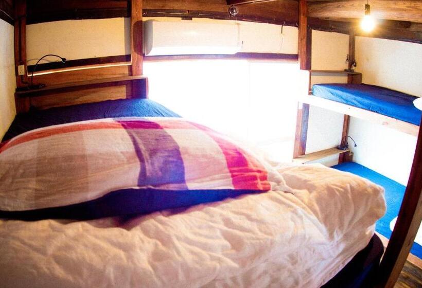 פנסיון Guesthouse Yadocurly