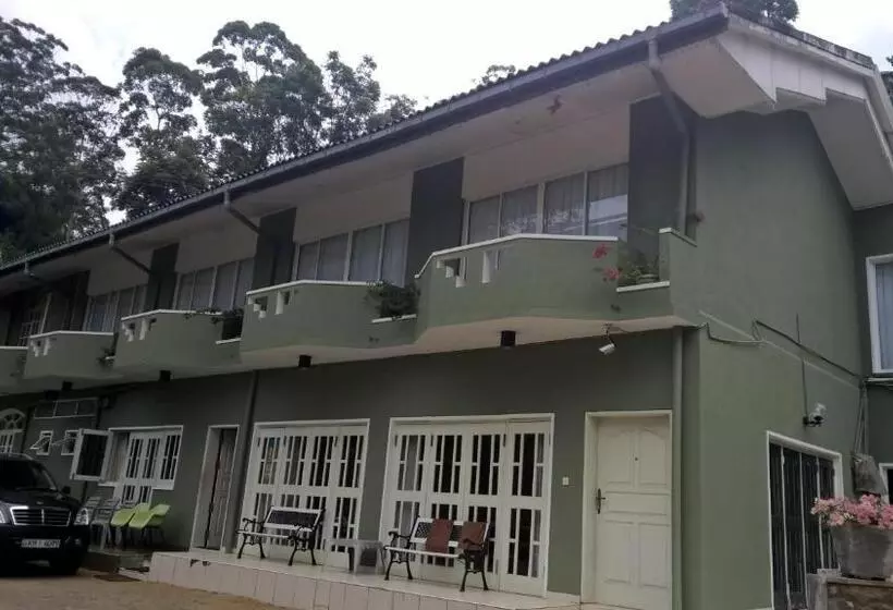 ペンション The Nest By Amarasinghe S