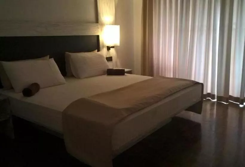 ペンション The Nest By Amarasinghe S