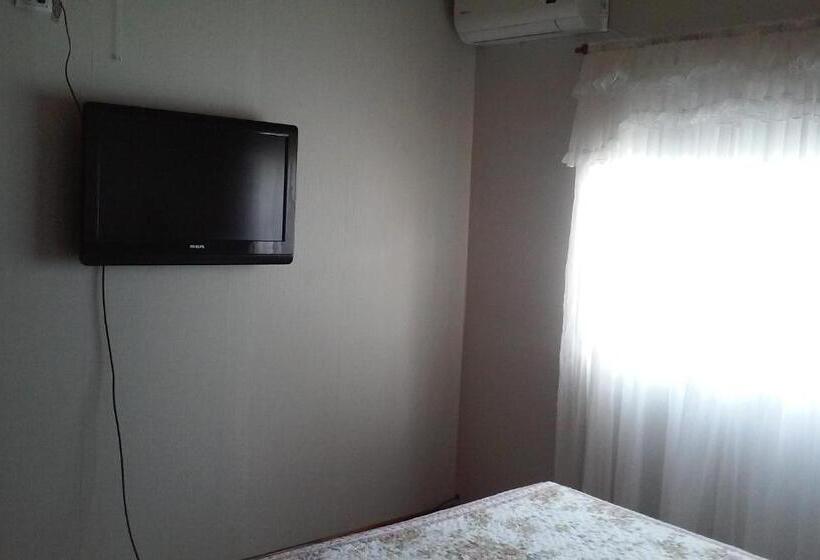 호스텔 Posada Castillo La Pausa