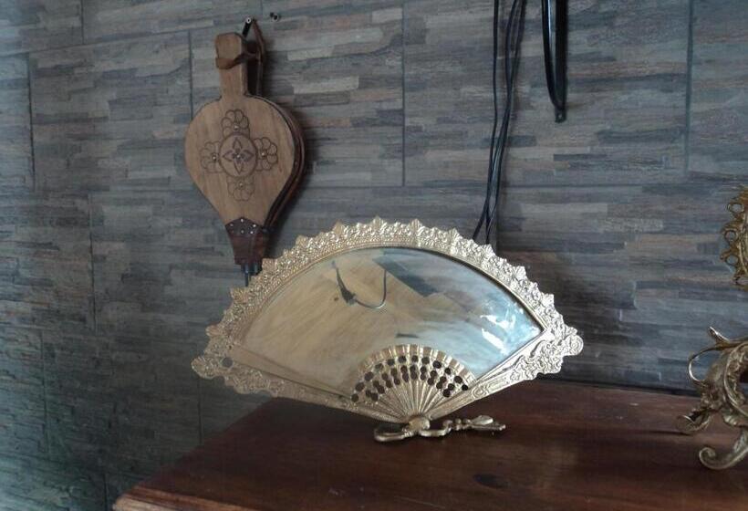 호스텔 Posada Castillo La Pausa