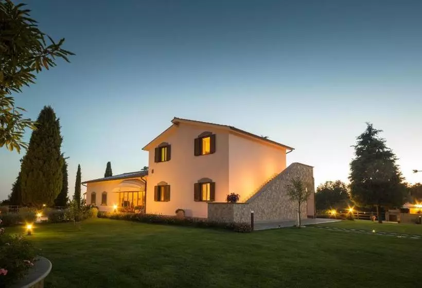 ホテル Agriturismo Ferrari