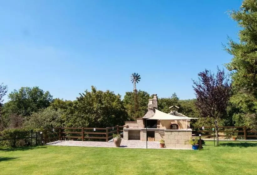 ホテル Agriturismo Ferrari