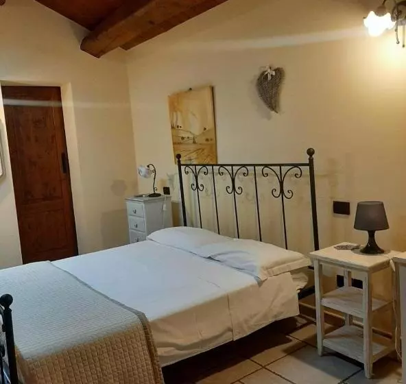 ホテル Il Casale Dell'acquabona