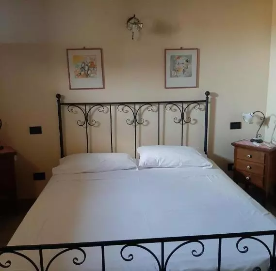 ホテル Il Casale Dell'acquabona