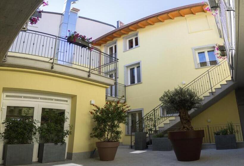 بنسيون Bhl Boutique Rooms Legnano