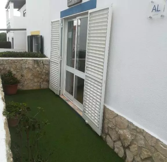 ペンション Carrapateira Lodge