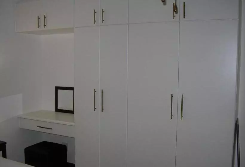 Majatalo Newton Sands Guesthouse