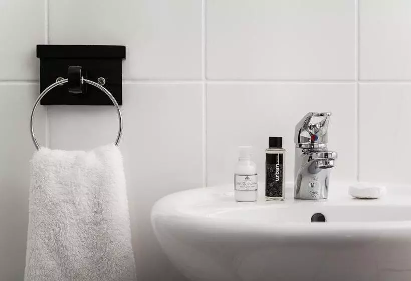 Majatalo Newton Sands Guesthouse