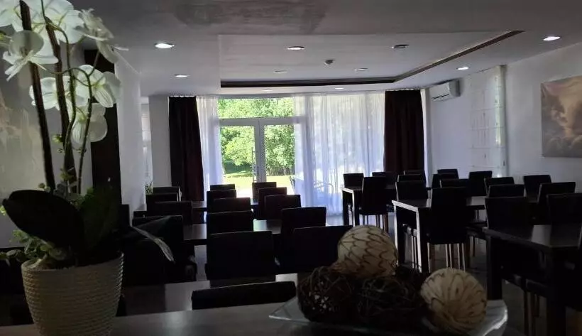 پانسیون Villa Gaga