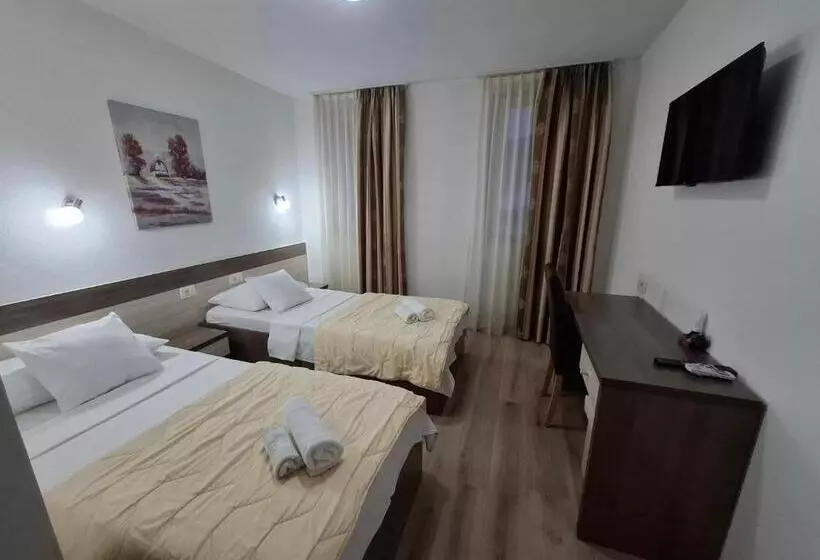 پانسیون Villa Gaga