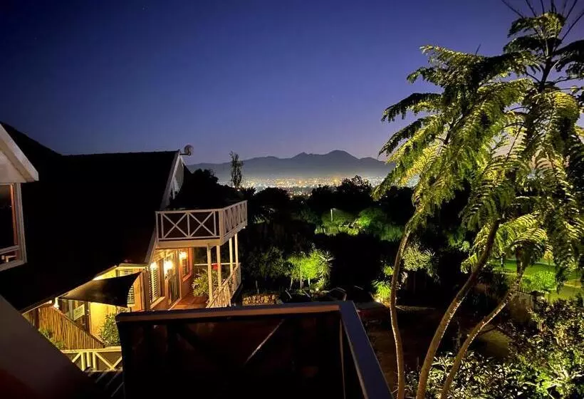 Majatalo Yebo Boutique Guesthouse