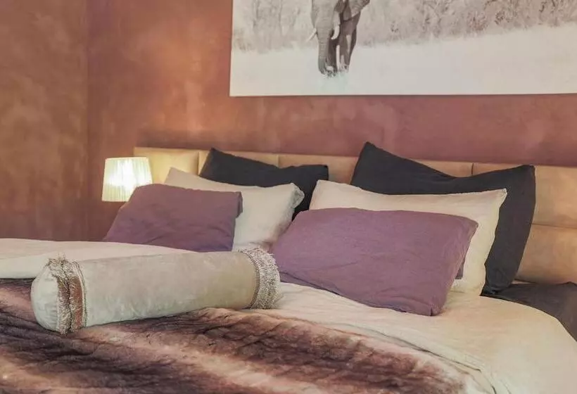 Majatalo Yebo Boutique Guesthouse