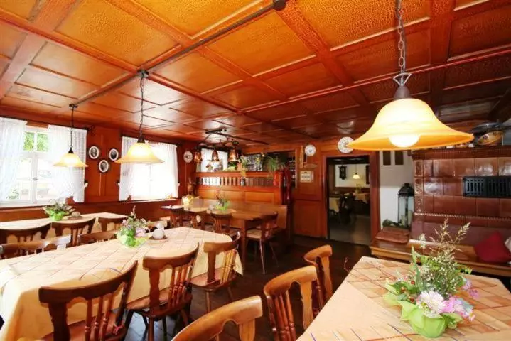 Retkeilymaja Gasthaus Zur Linde