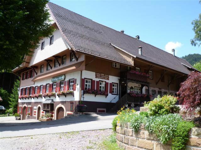 Hospedaria Gasthaus Zur Linde