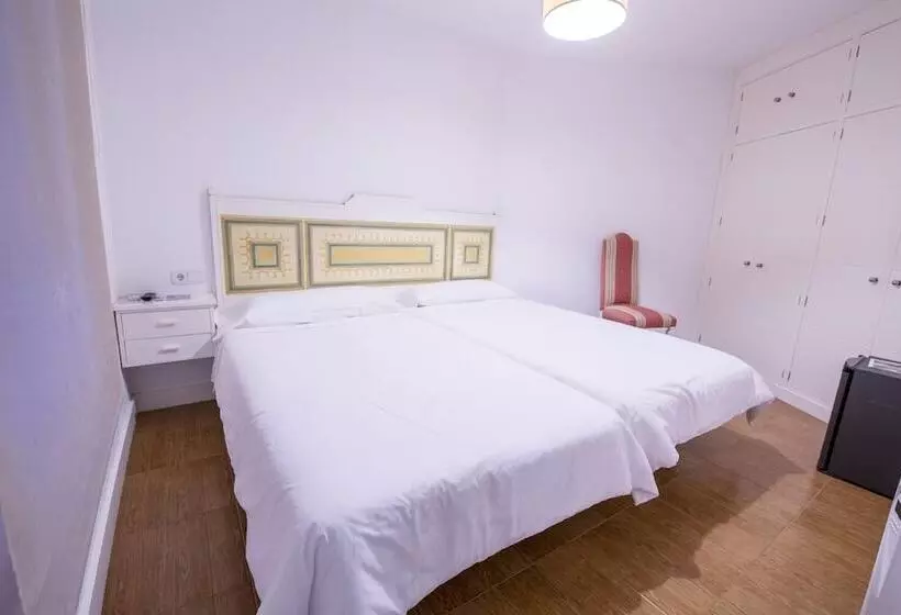 پانسیون Hostal Misericordia