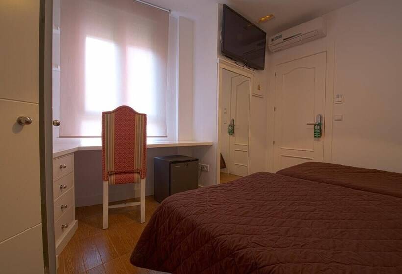 پانسیون Hostal Misericordia