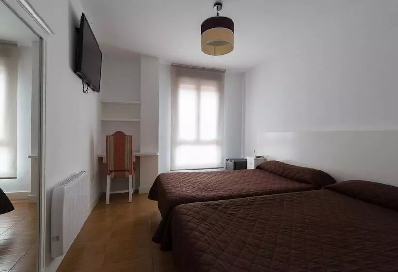 پانسیون Hostal Misericordia