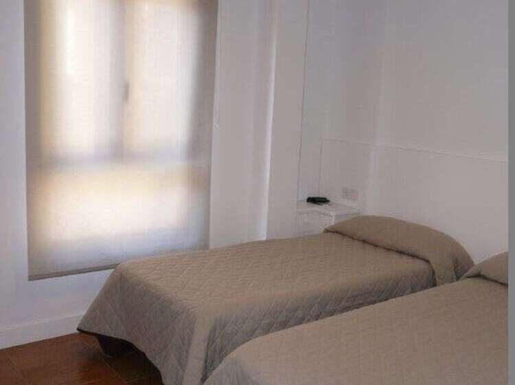 پانسیون Hostal Misericordia