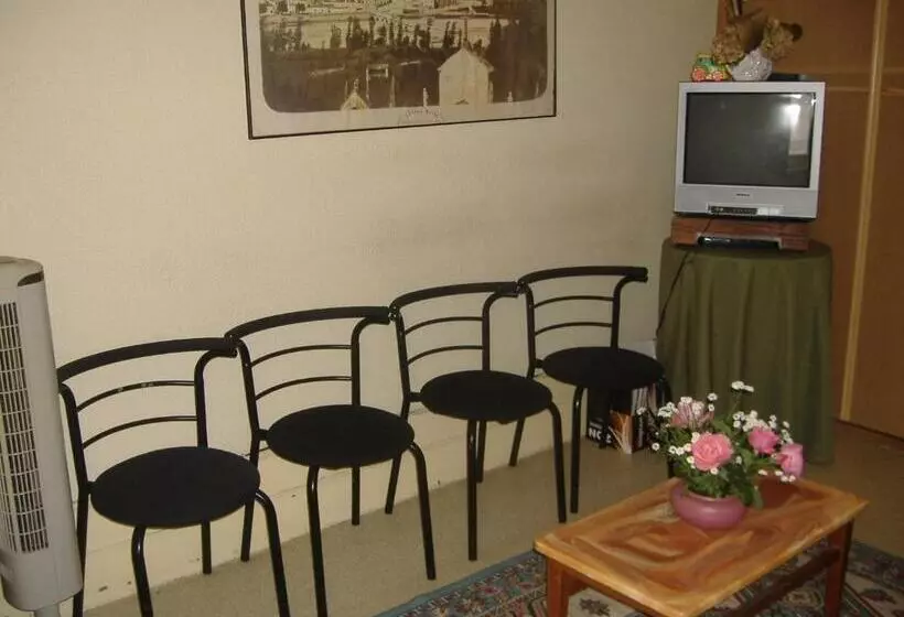 پانسیون Residência Ideal