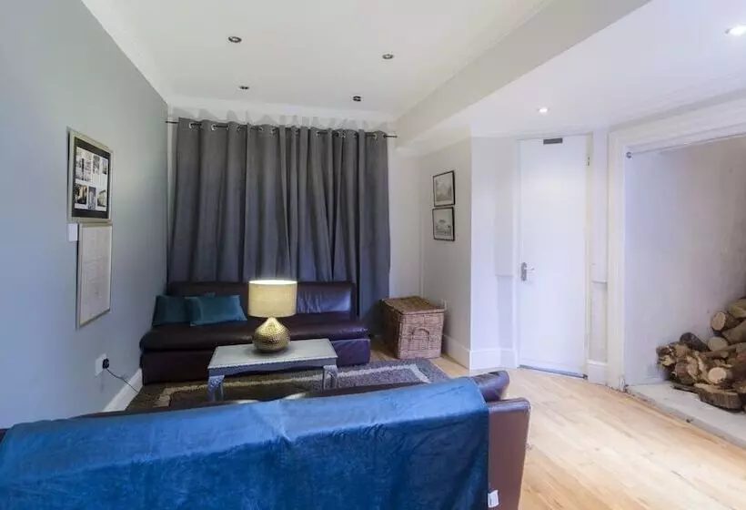 Majatalo The White House