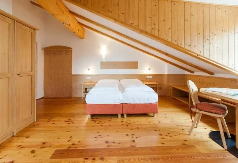 Retkeilymaja Berggasthof Locanda Alpina Dorfner