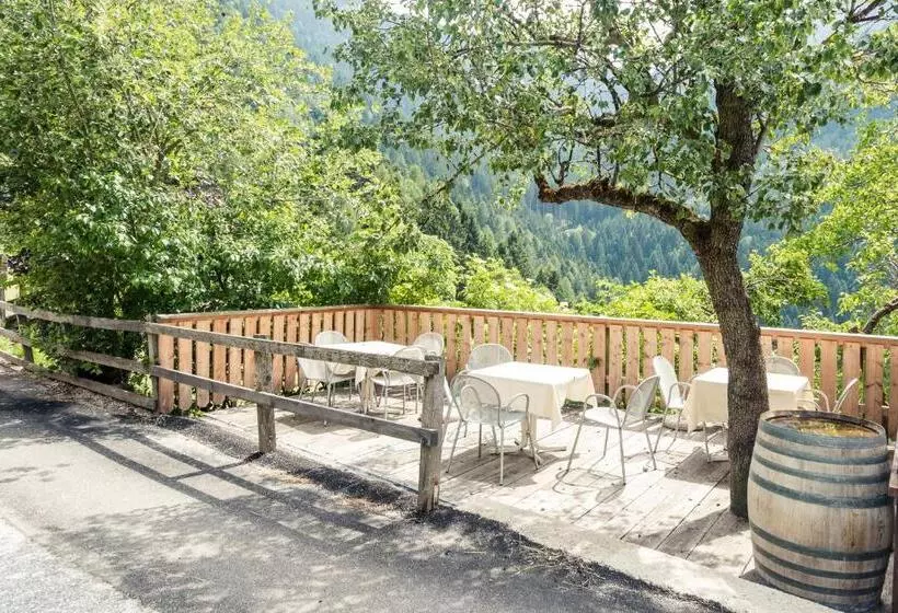 Retkeilymaja Berggasthof Locanda Alpina Dorfner