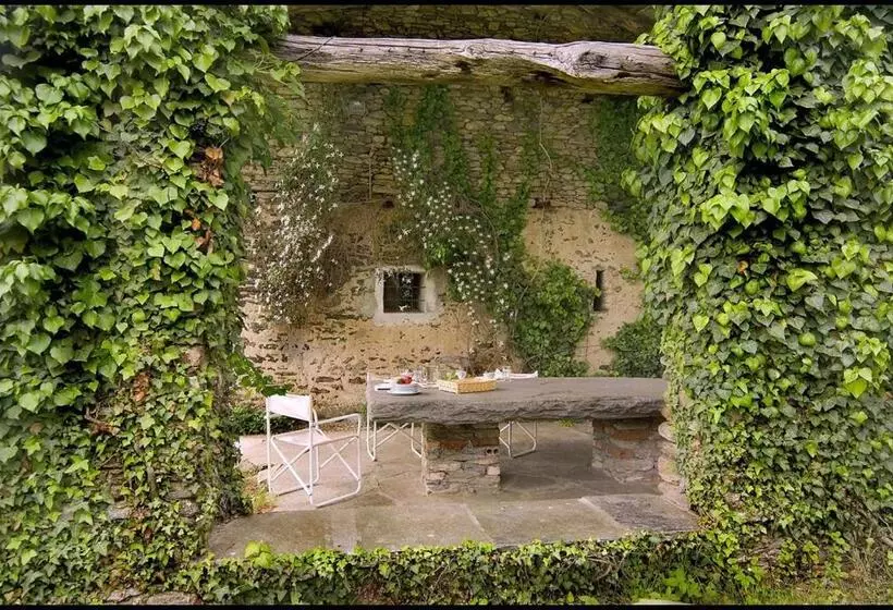 ホテル Agriturismo Famiglia Al Castello Di Bagnolo