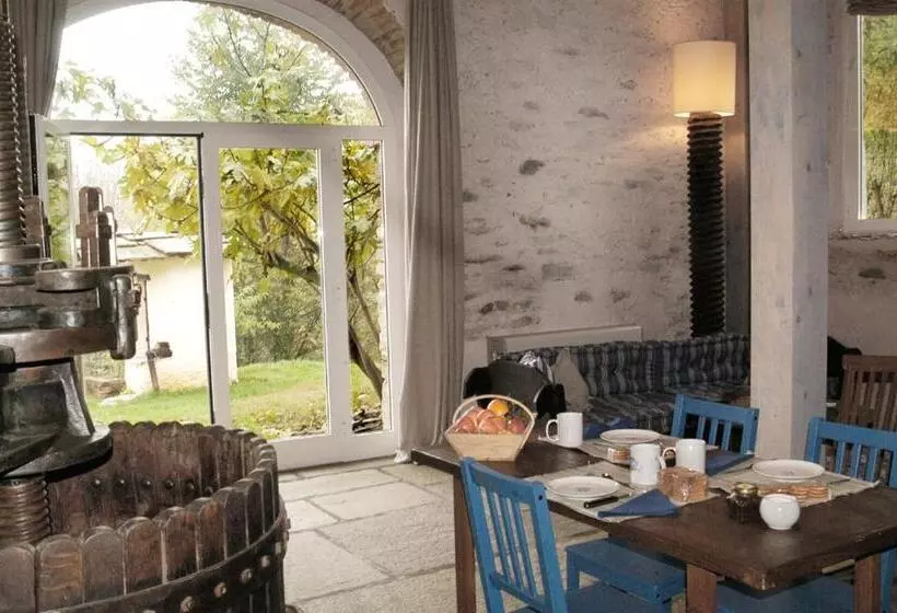 ホテル Agriturismo Famiglia Al Castello Di Bagnolo