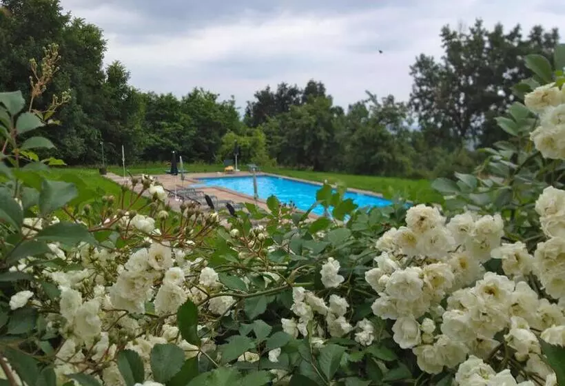 ホテル Agriturismo Famiglia Al Castello Di Bagnolo