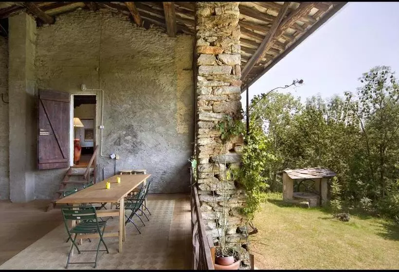 ホテル Agriturismo Famiglia Al Castello Di Bagnolo