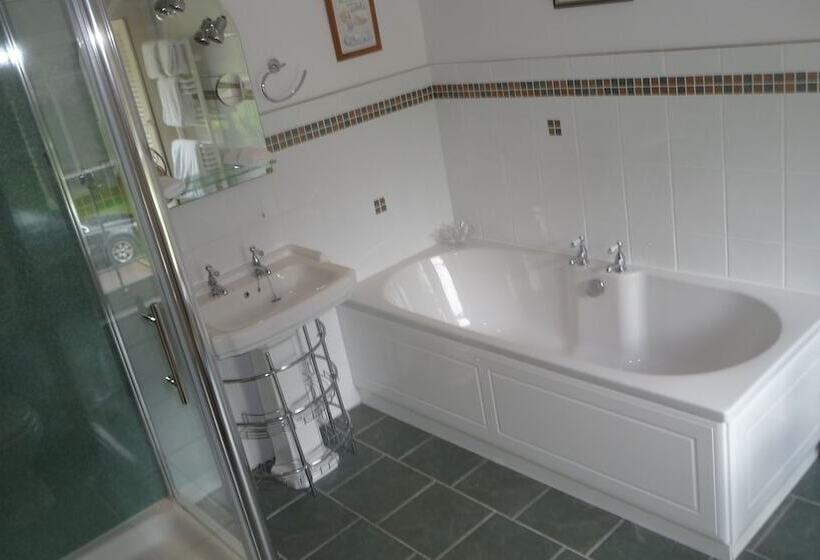 Pensjonat Fludha Guest House