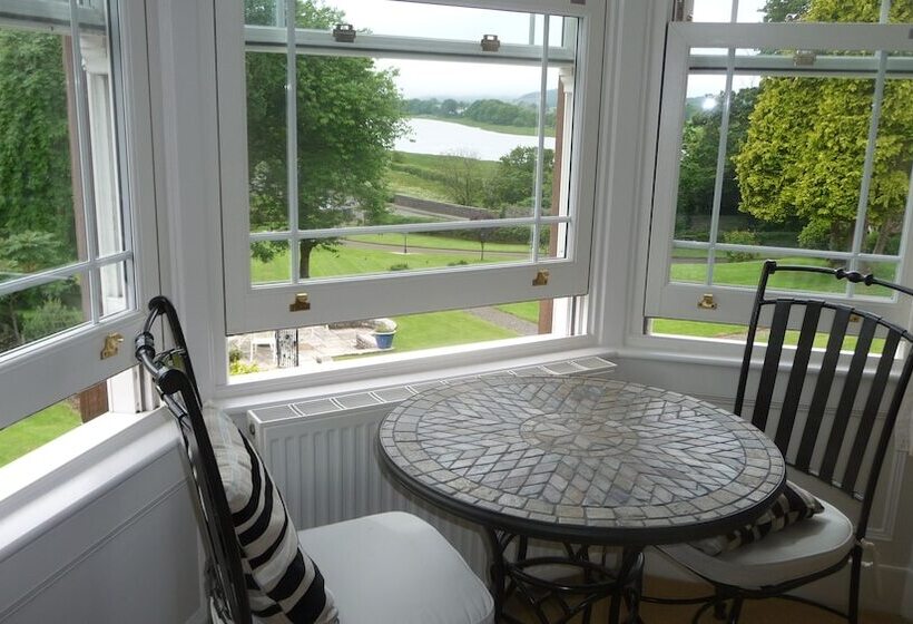 Pensjonat Fludha Guest House