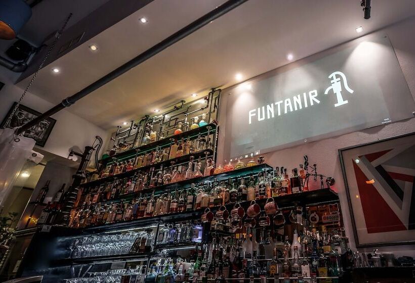 ペンション Funtanir Rooms