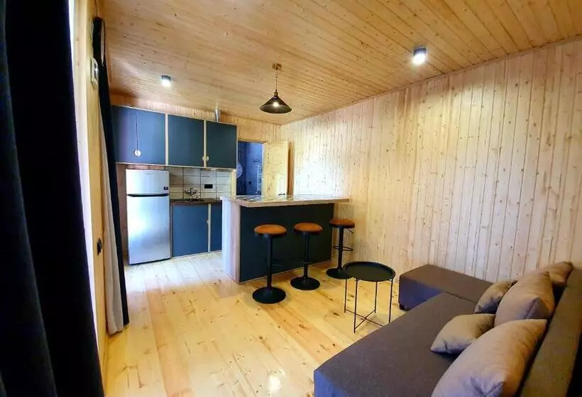 پانسیون Nino Ratiani's Guesthouse