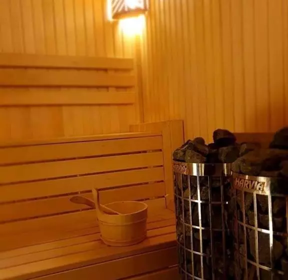 پانسیون Nino Ratiani's Guesthouse