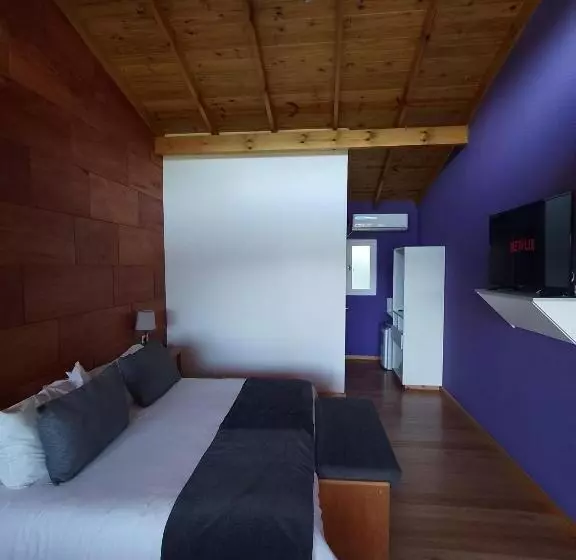 Retkeilymaja El Montenegrino