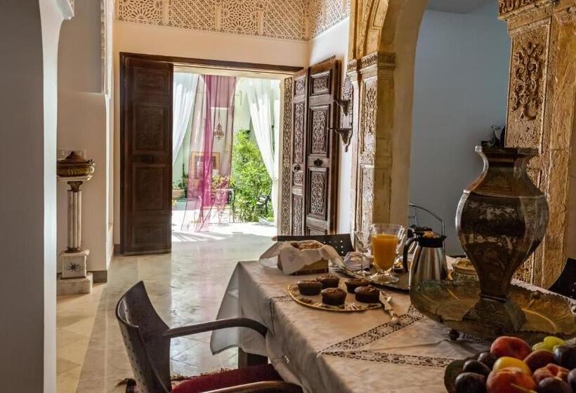 פנסיון Dar Souad