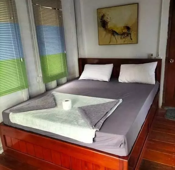 ペンション White Rose Guesthouse