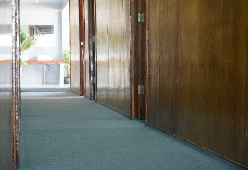 Pensjonat White Rose Guesthouse